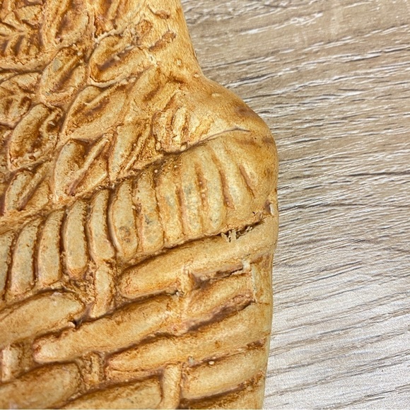 Vintage Raymor Mancer Hand Painted Hen In Basket Ceramic Wall Art Made in Italy - Picture 8 of 14